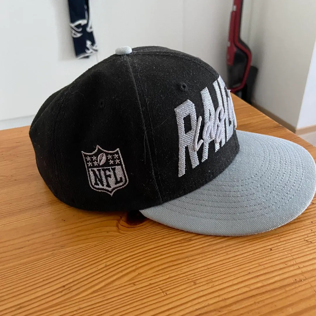 Fitted raiders