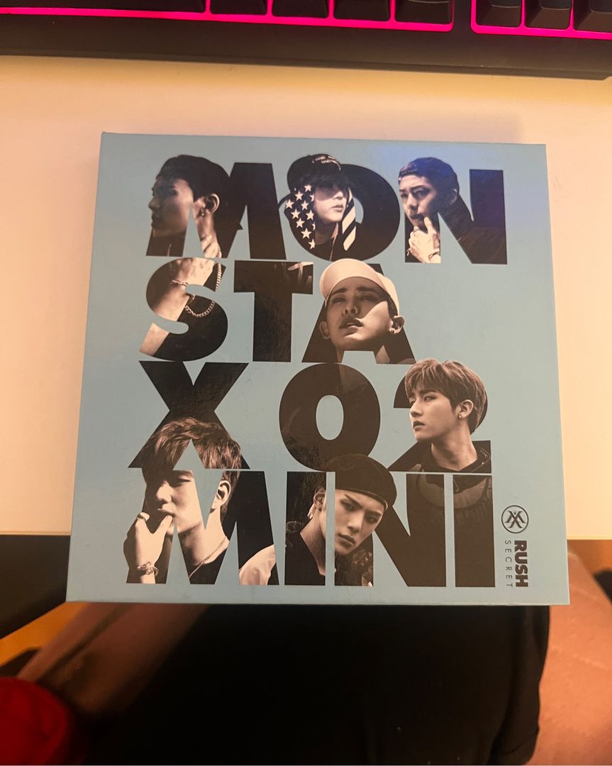 MonstaX rush album