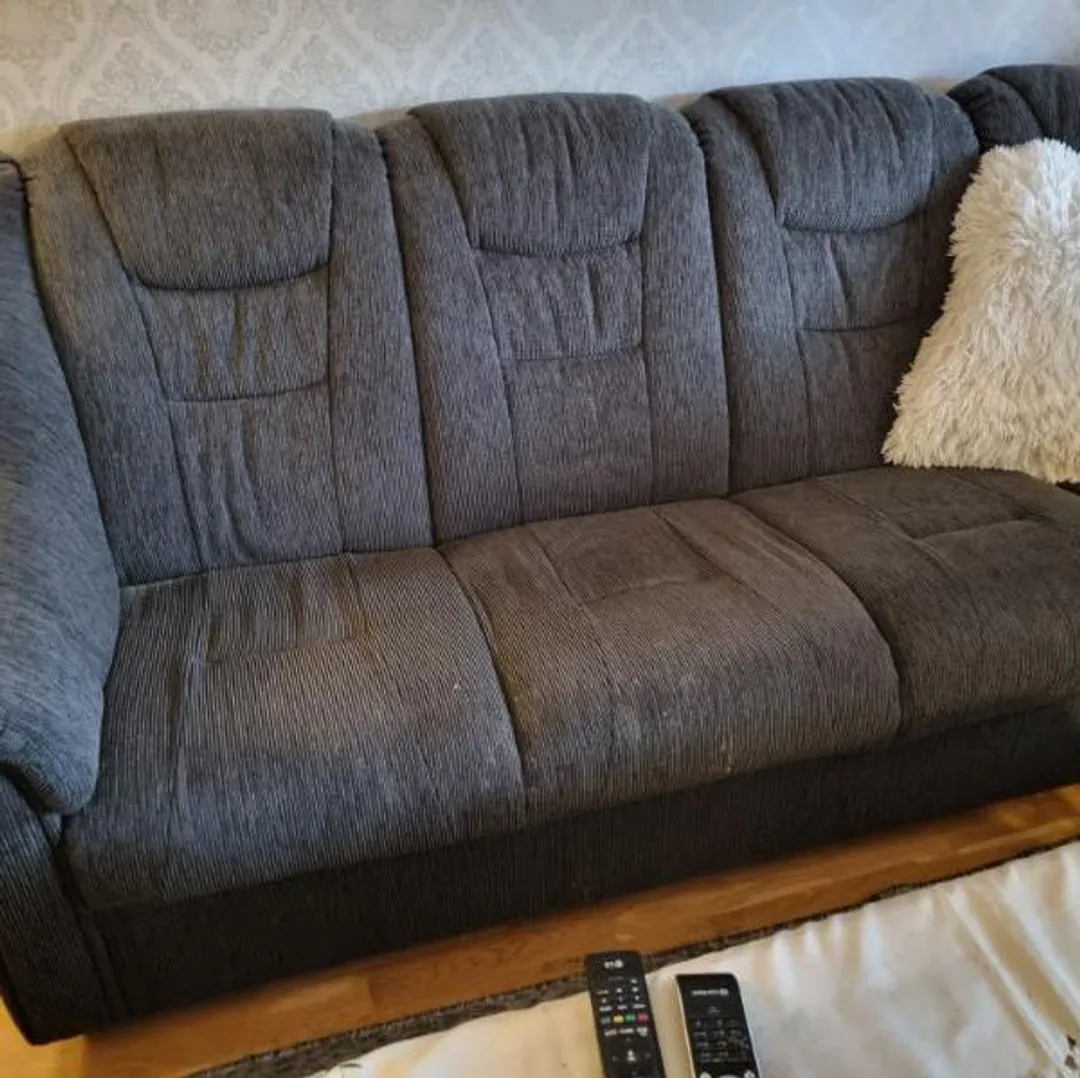 Pent brukt sofa