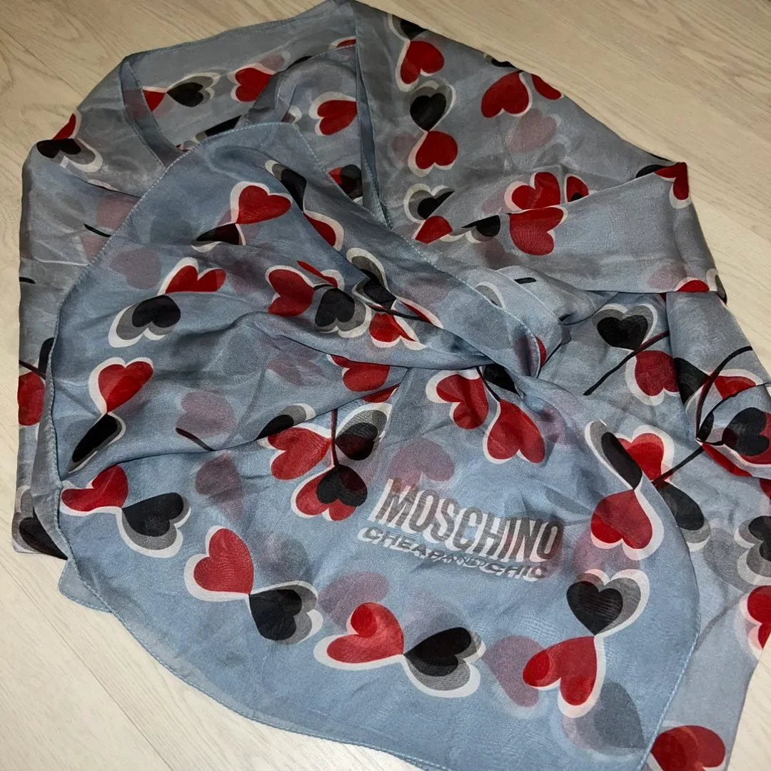 Moschino scarf