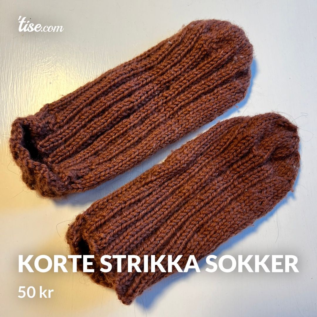 Korte strikka sokker