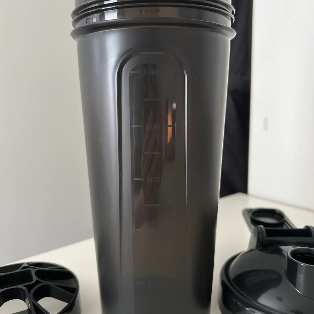 Ubrukt shaker