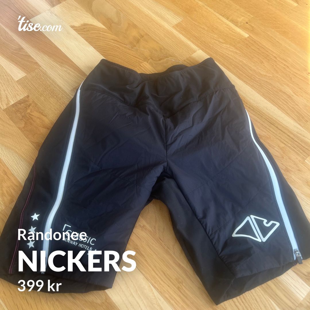 Nickers