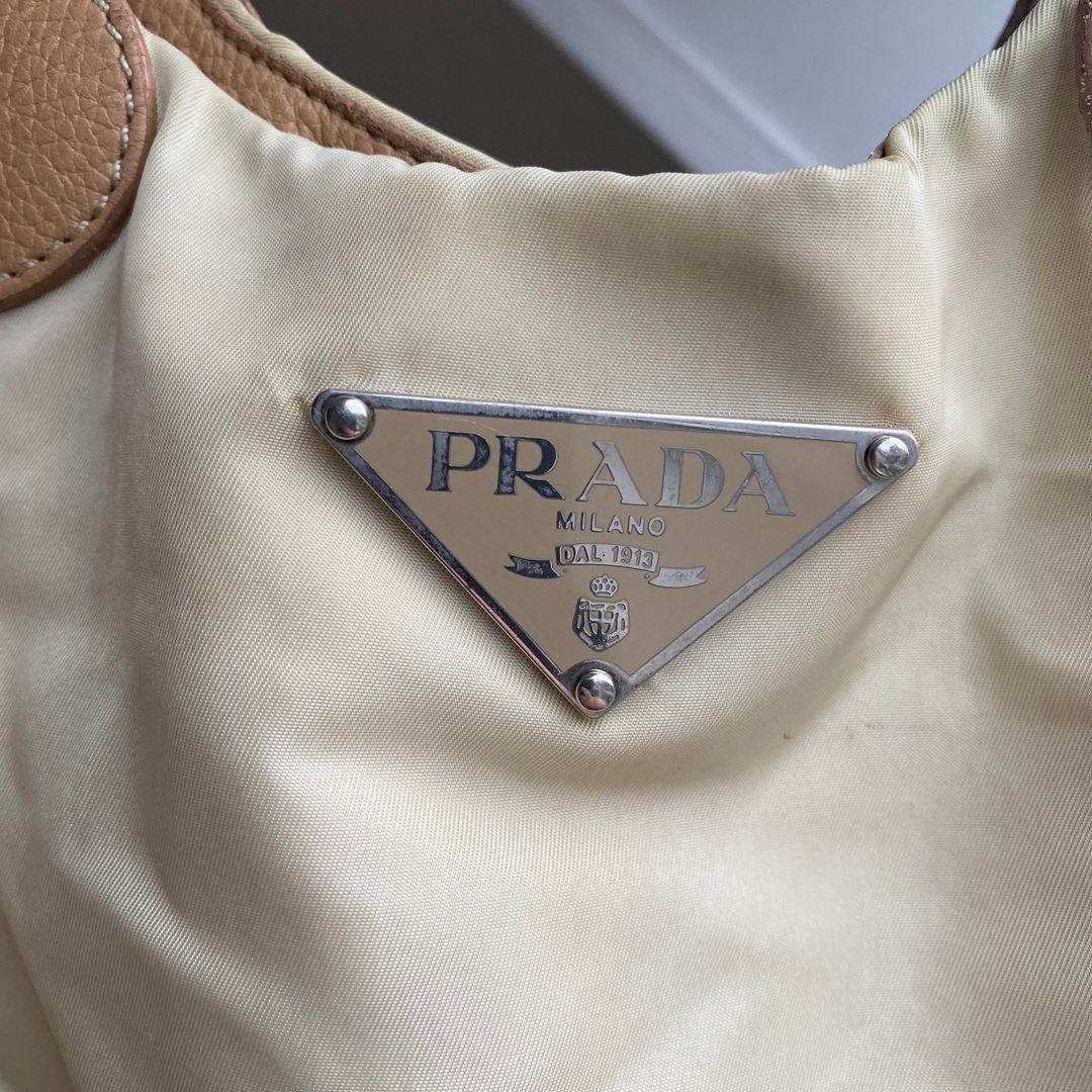 Prada taske