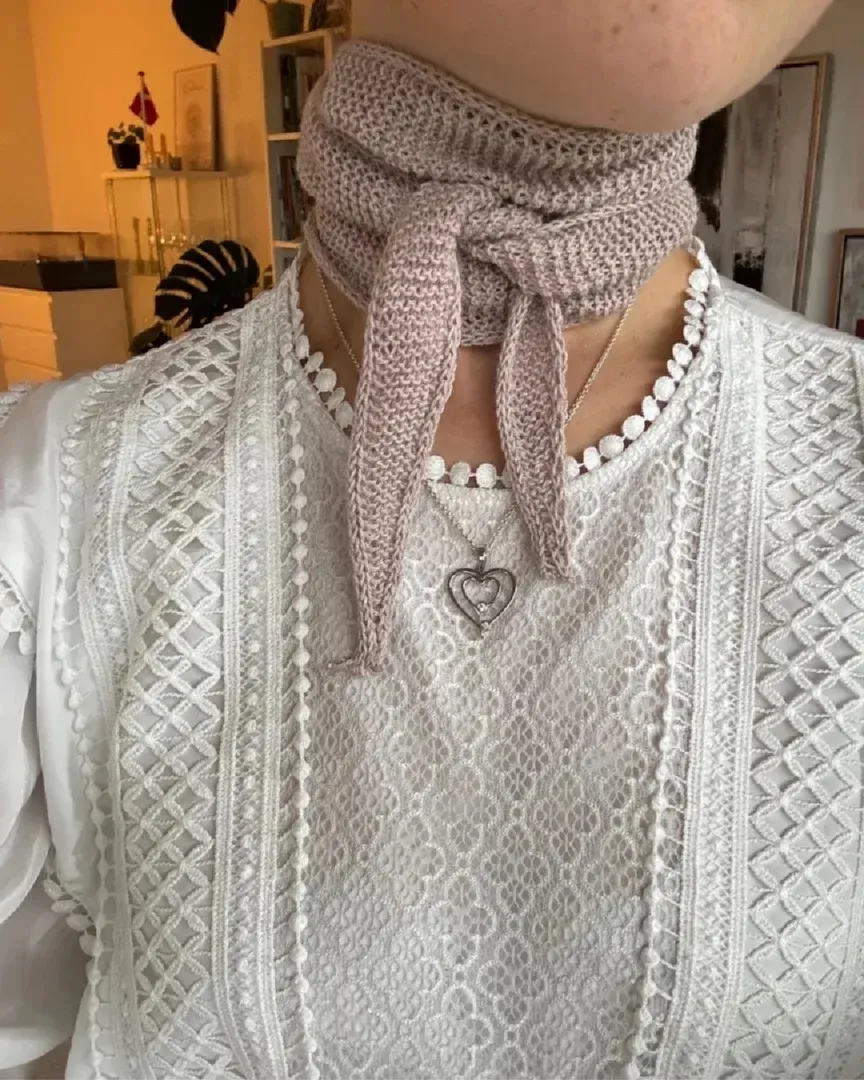 Sophie scarf