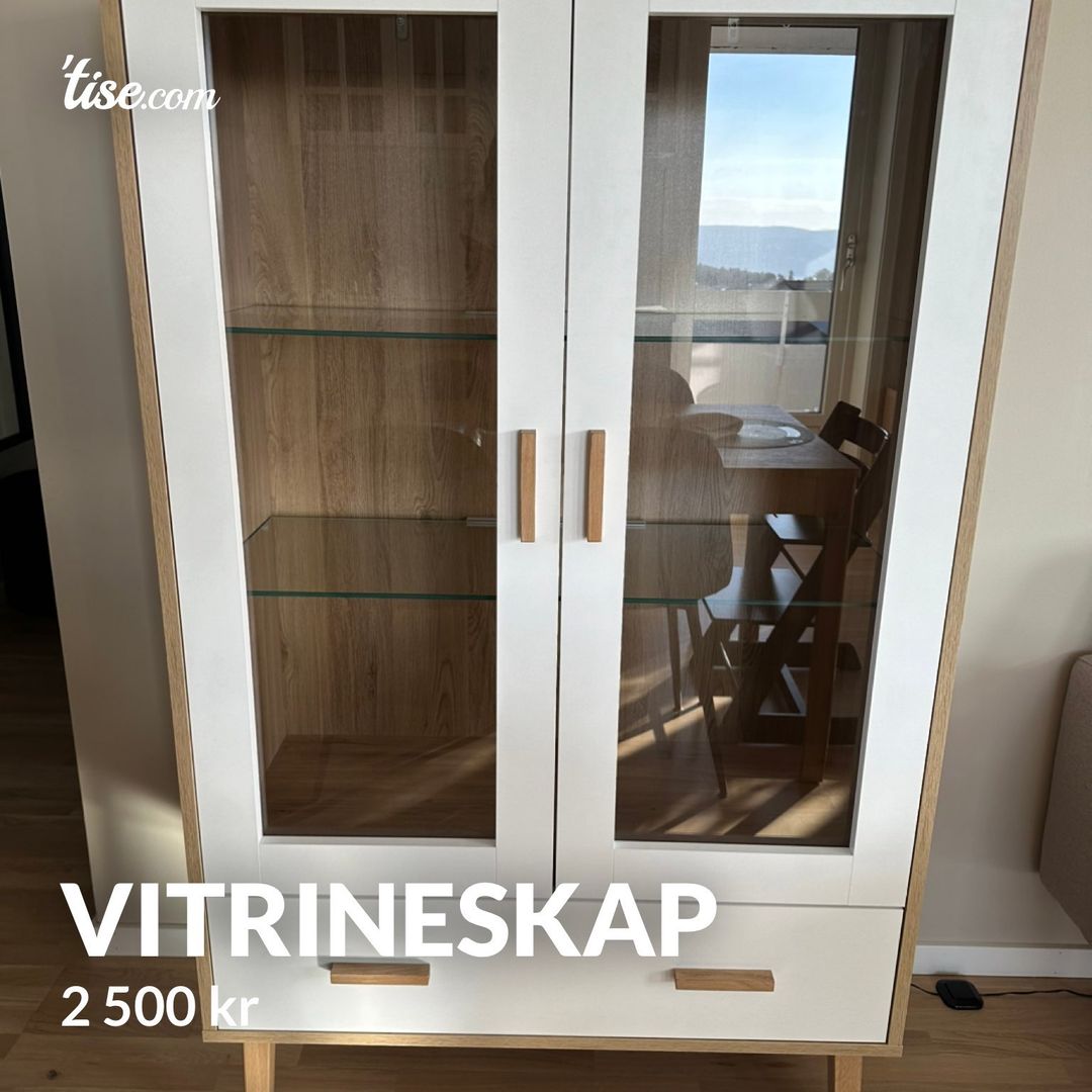 Vitrineskap