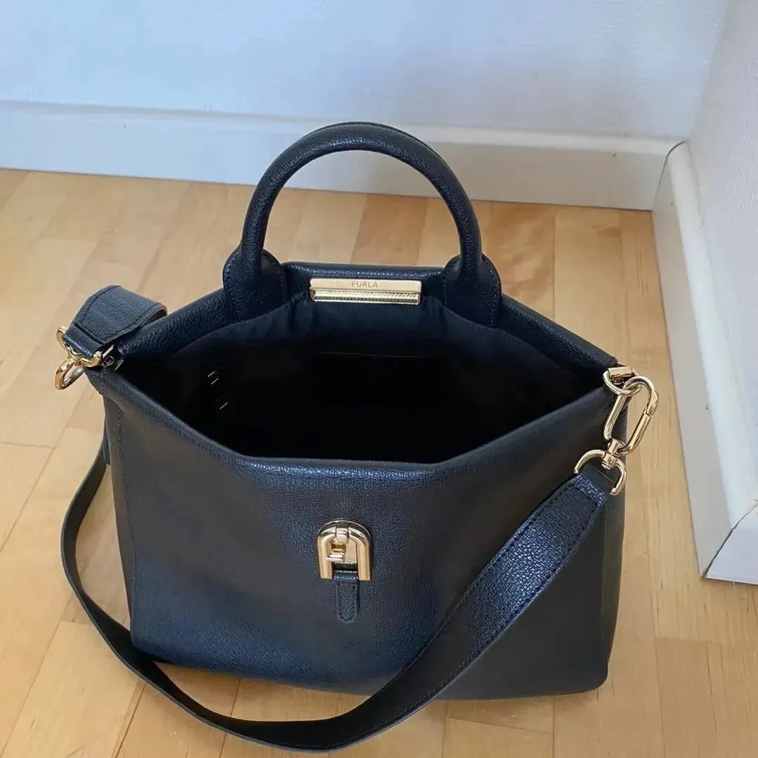 Furla Palazzo 8 tote