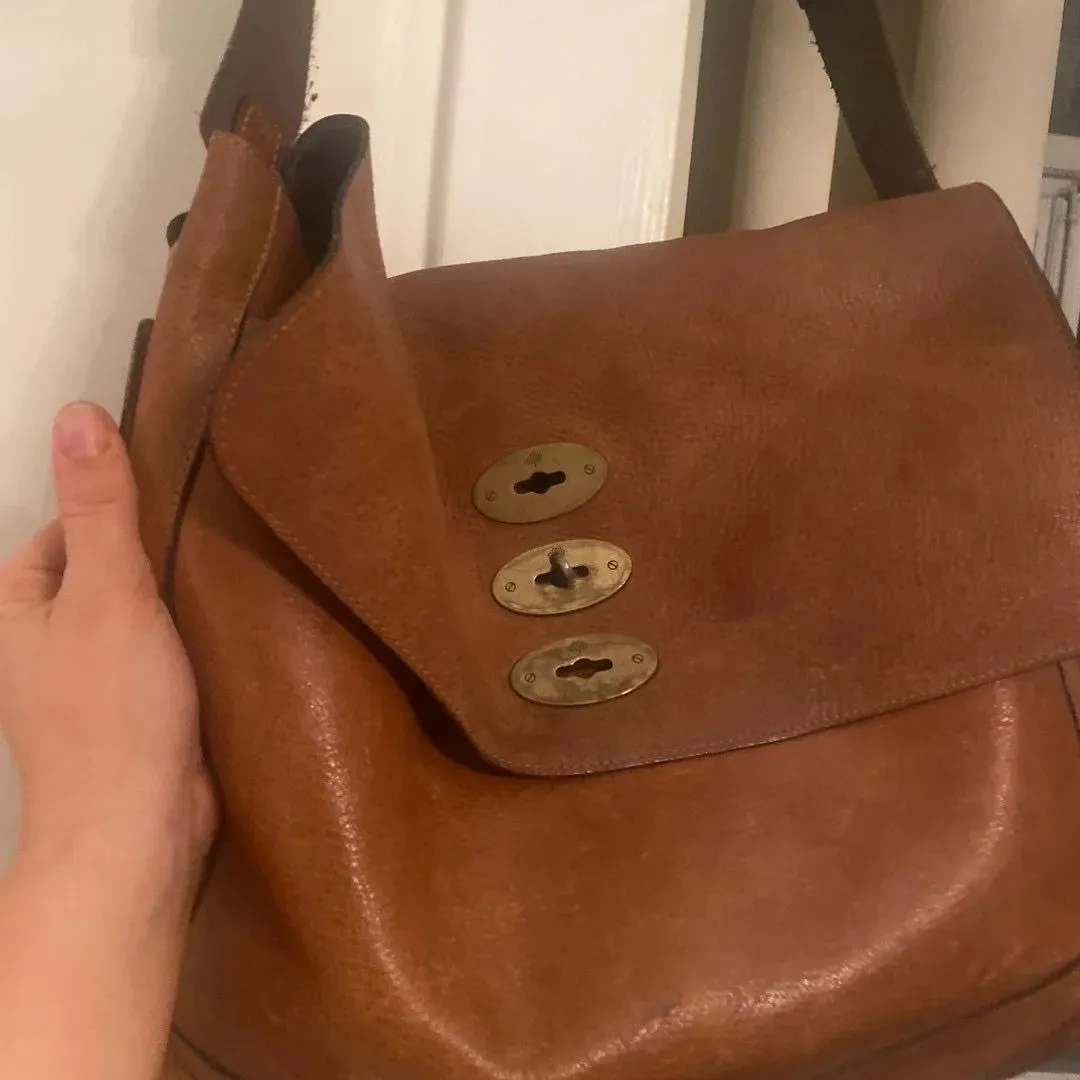 Mulberry messenger