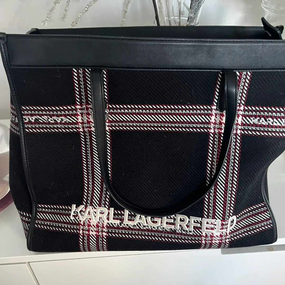 Karl Lagerfield lauk