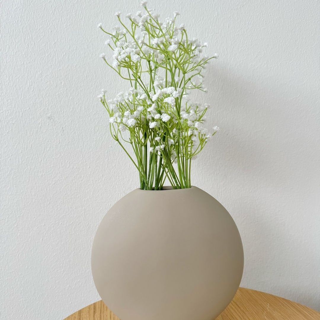 Cooee vase