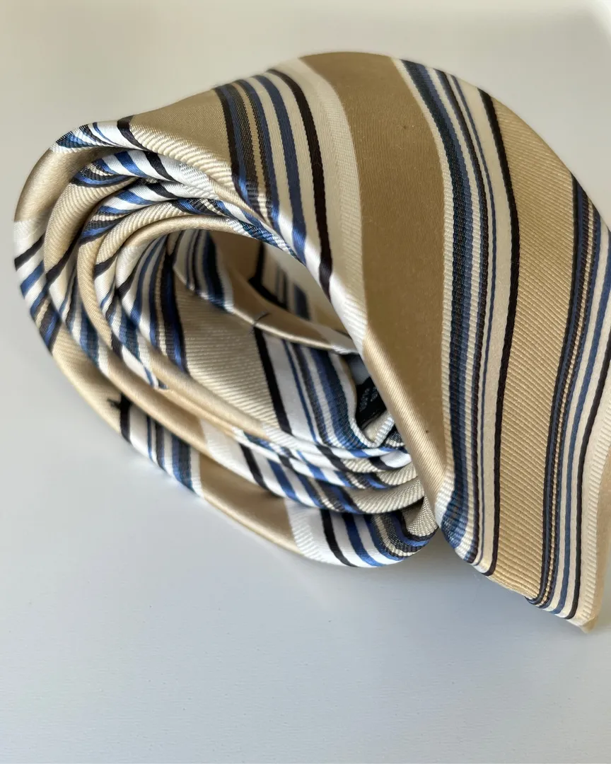 Baxter silk tie