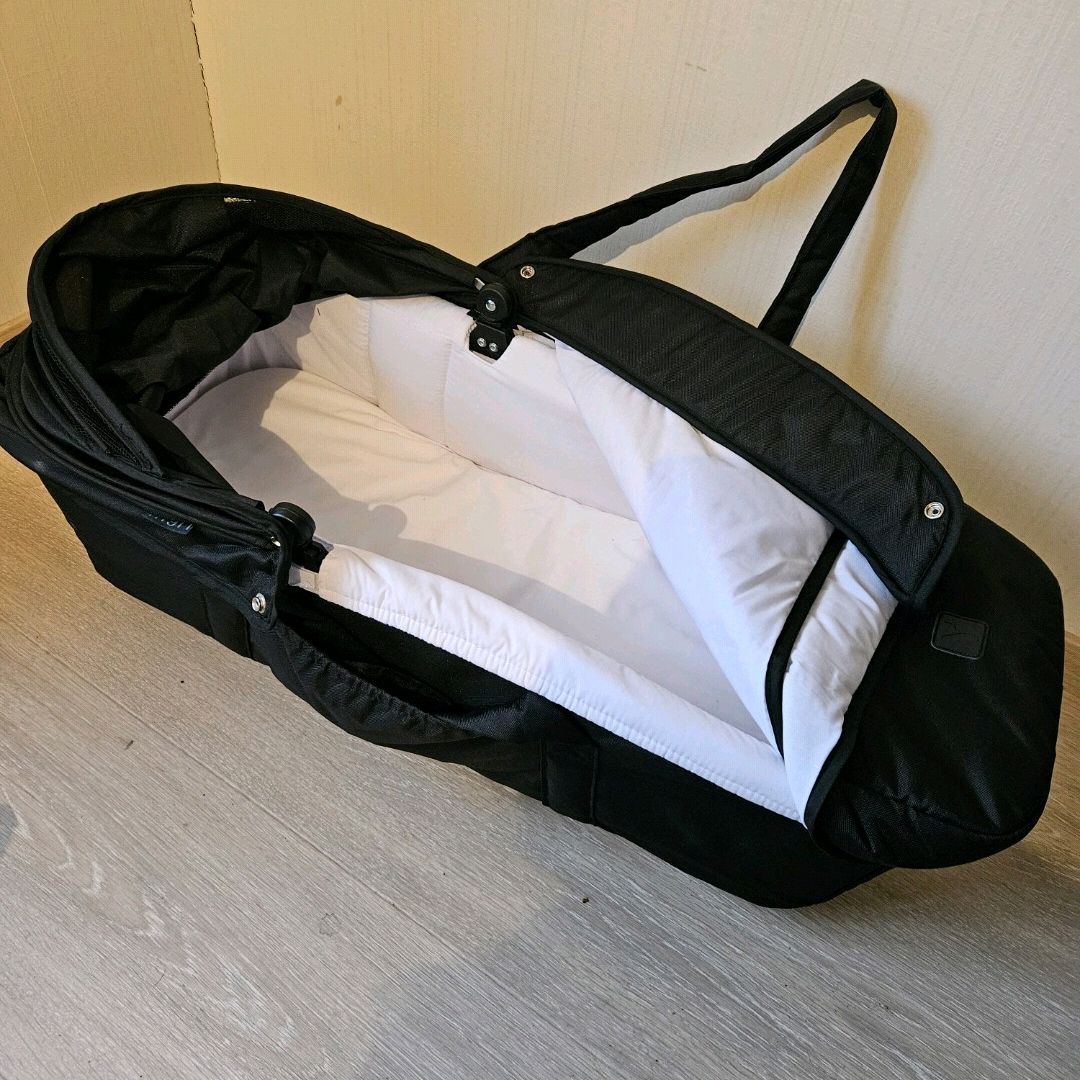 Yngri Tor Babybag