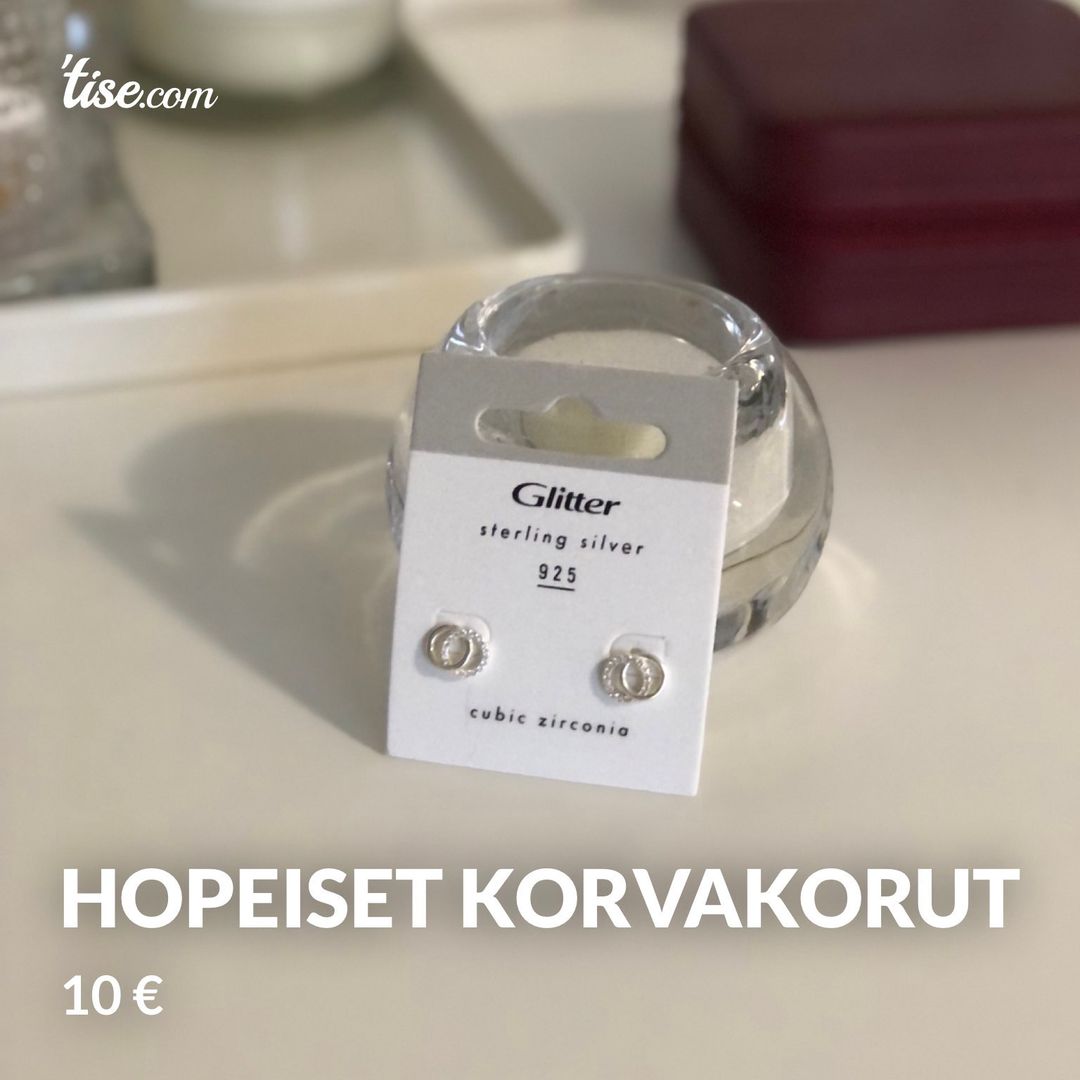 Hopeiset korvakorut