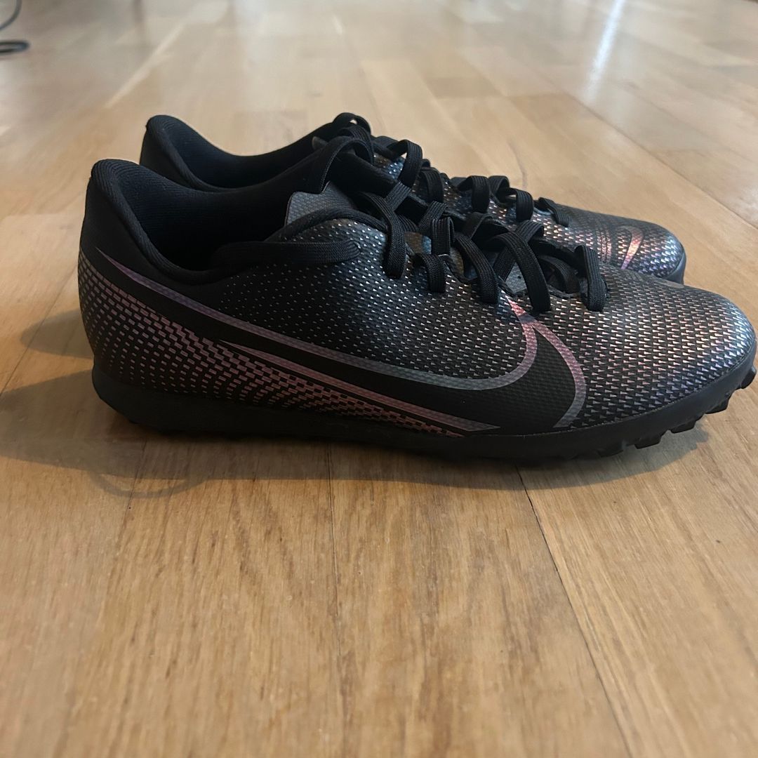 Nike Mercurial 38