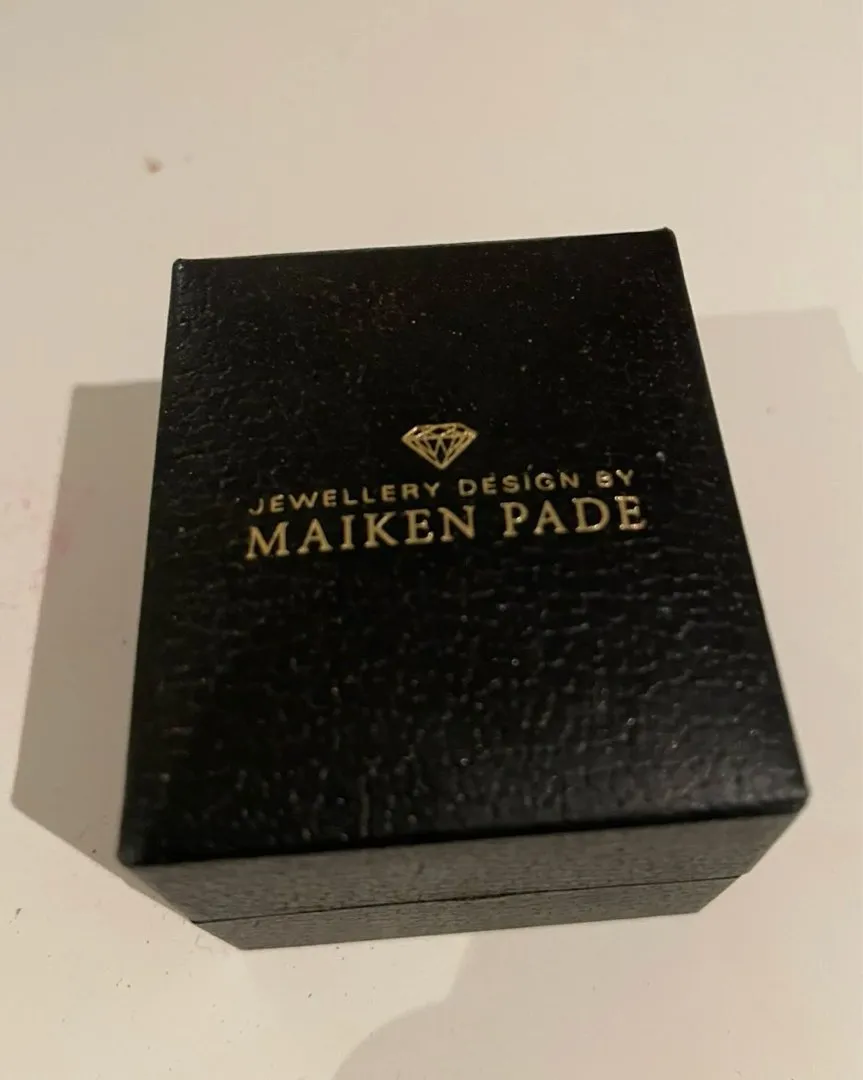 Maiken pade ørering