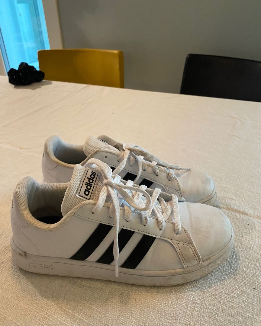 Adidas sko