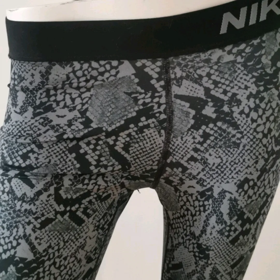 Nike Pro Tights