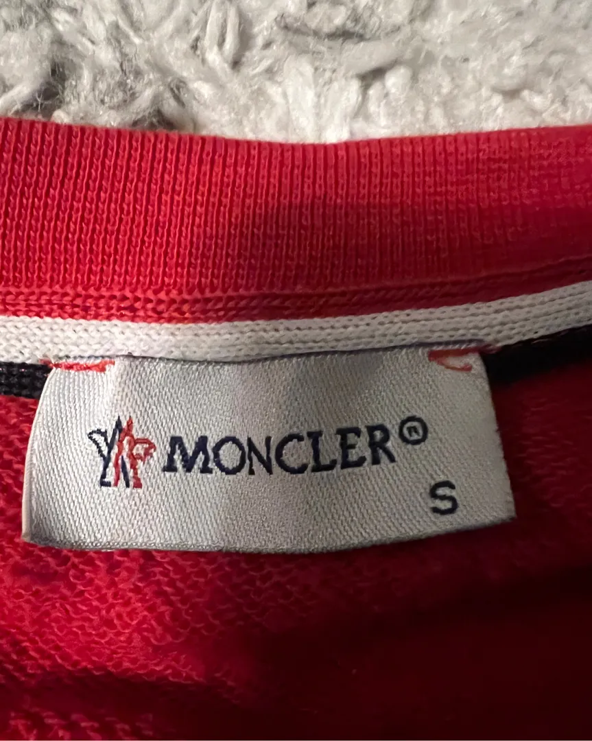 Moncler genser