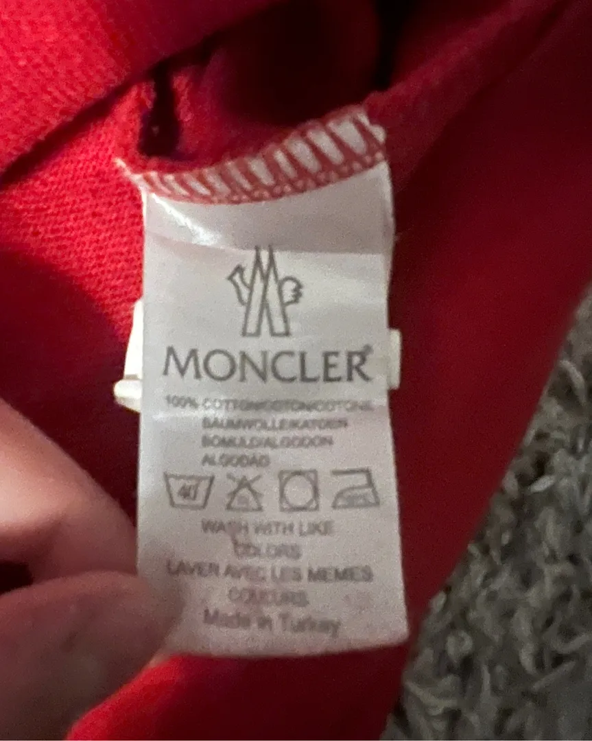 Moncler genser