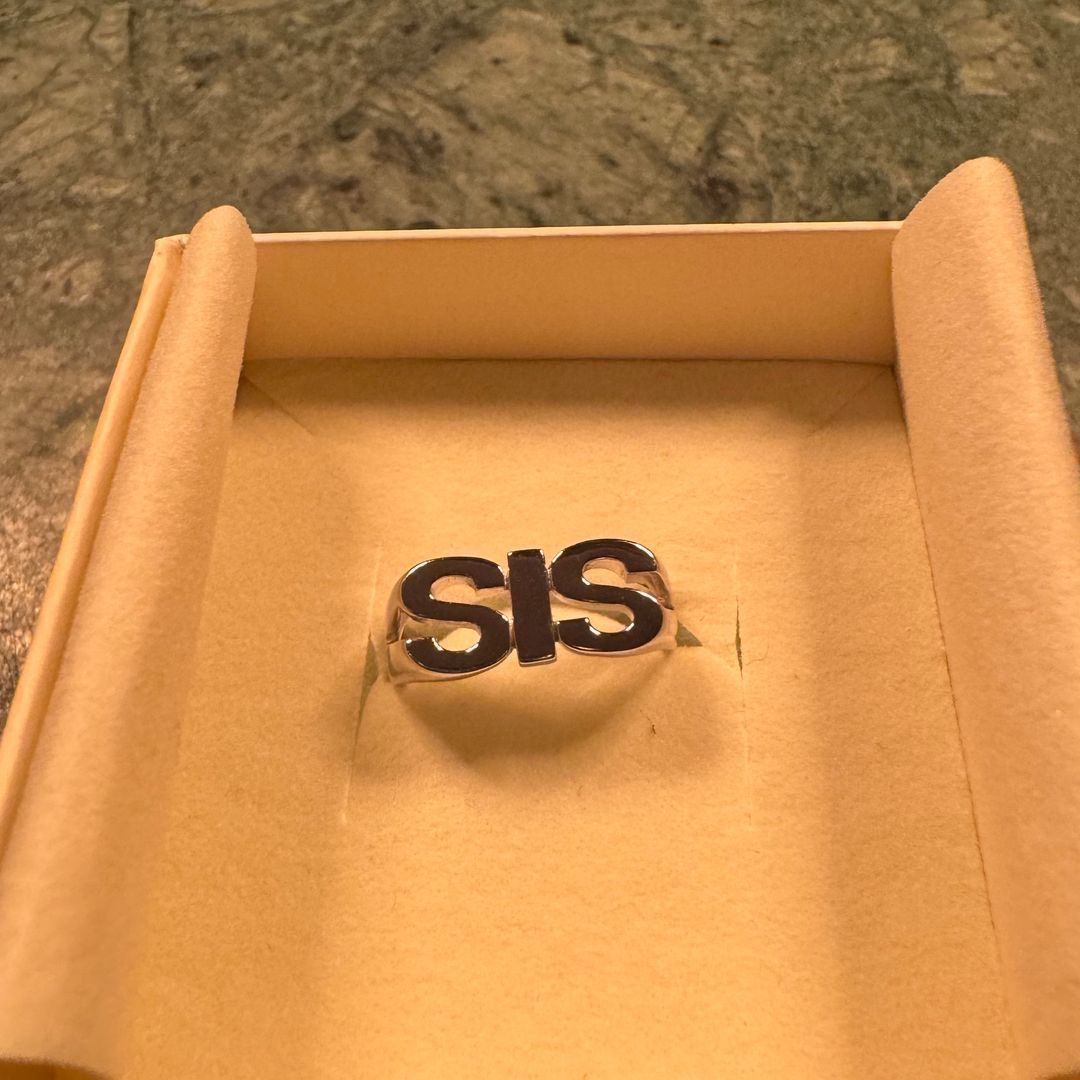 SIS Ring