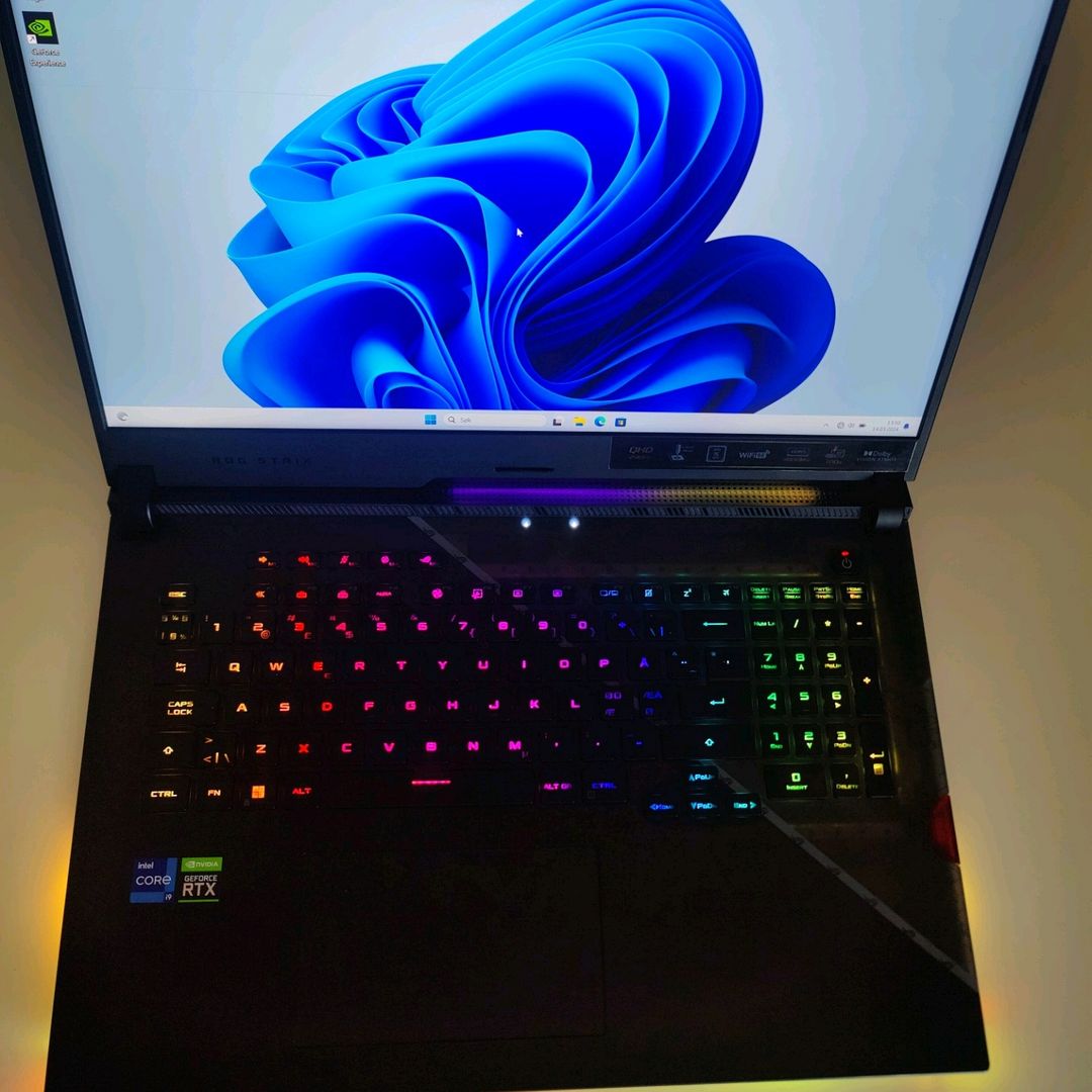 ASUS Rog Strix 17