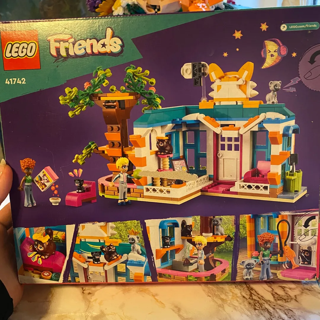 Lego friends