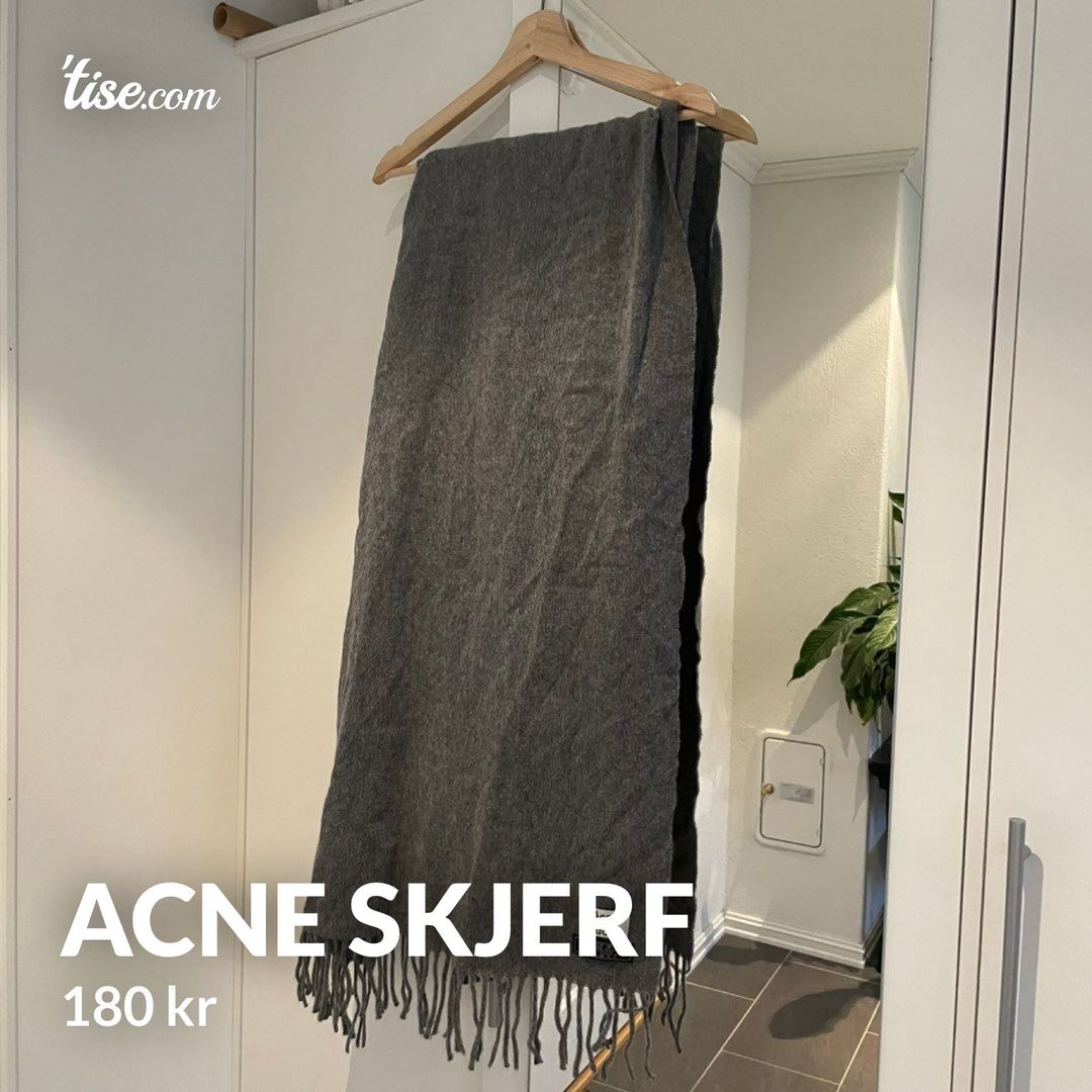 Acne skjerf