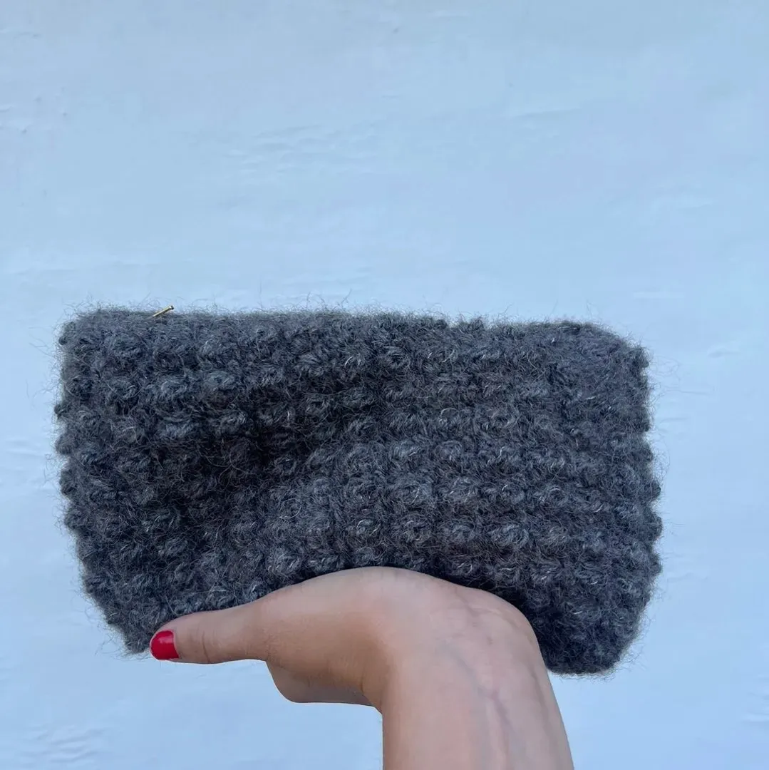 Hæklet mohair clutch