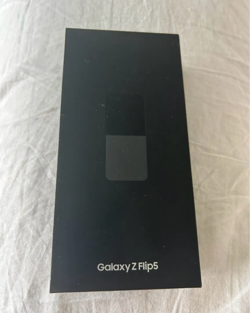 Samsung galaxy flip5