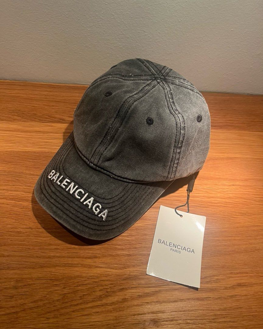 Balenciaga Kasket