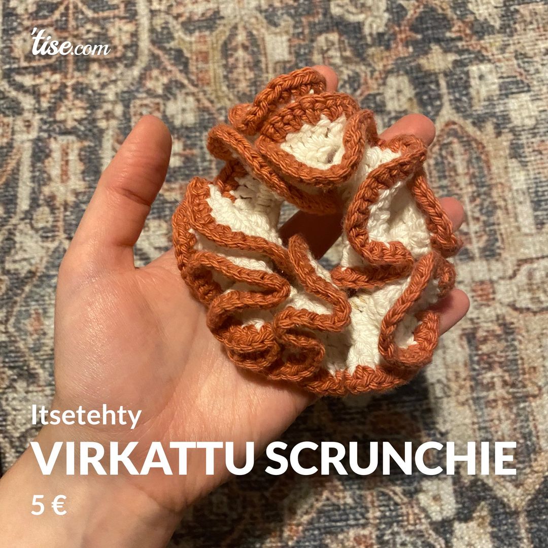 Virkattu scrunchie