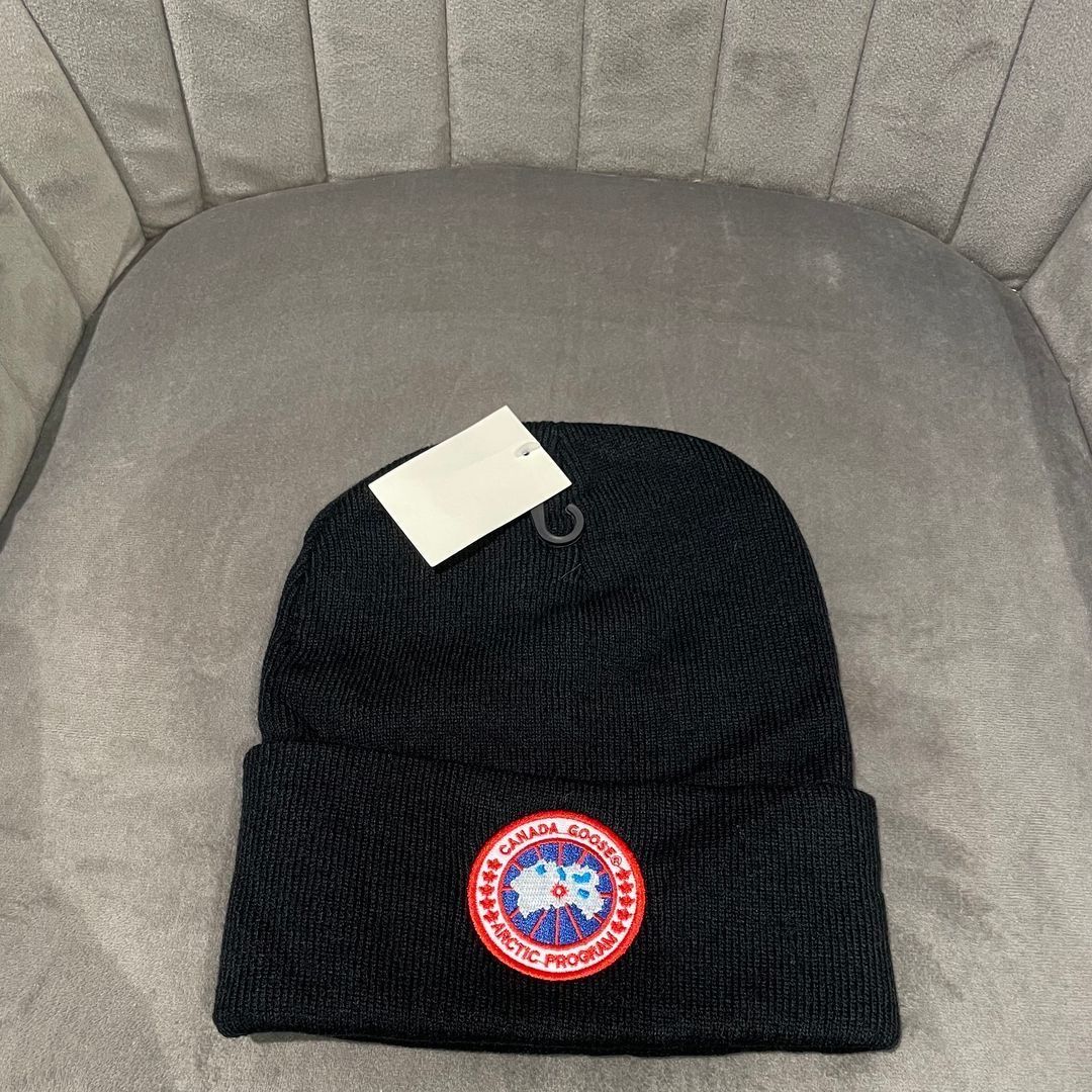 Canada goose hue