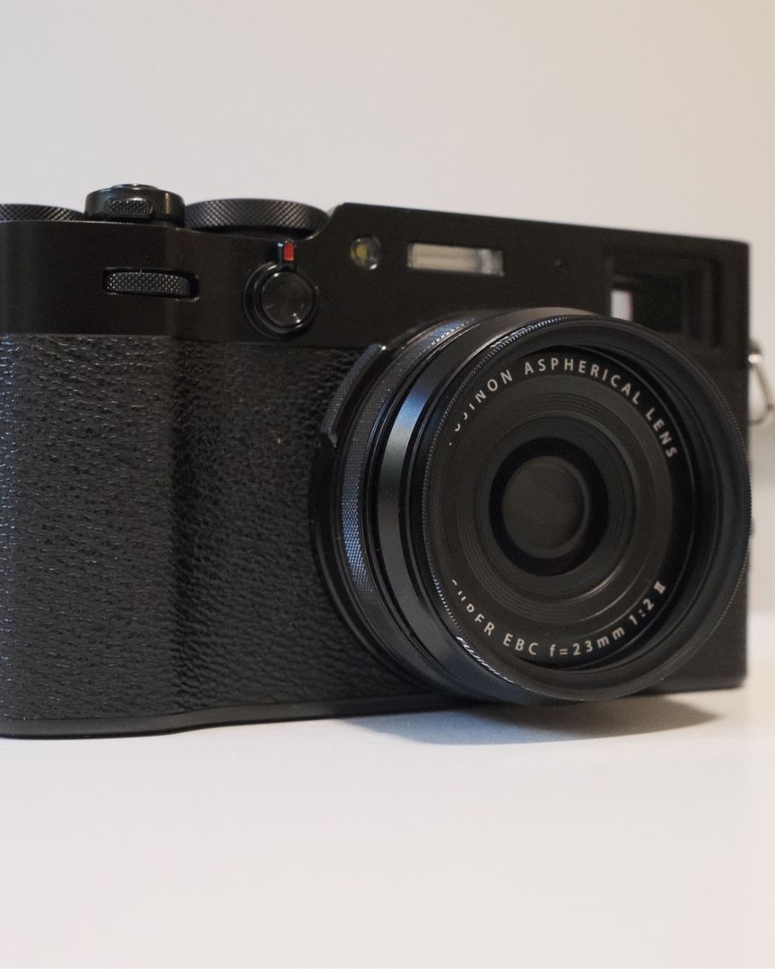 Fujifilm X100V