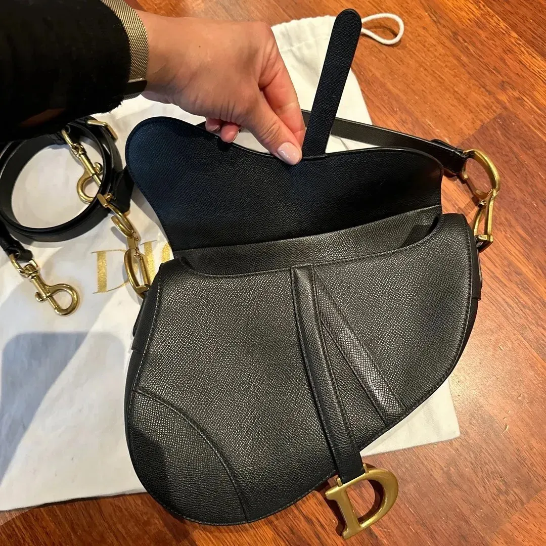 Dior Saddle bag sort