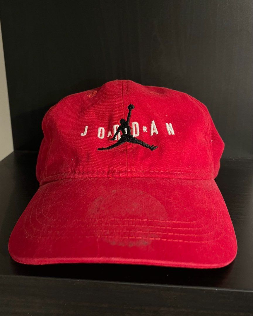 Jordan caps