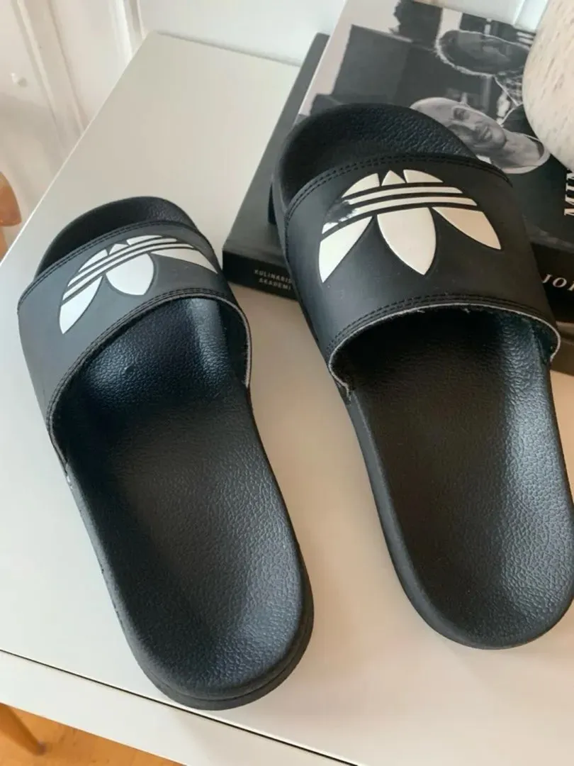 Adidas slippers