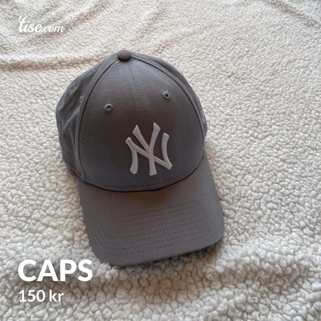 Caps