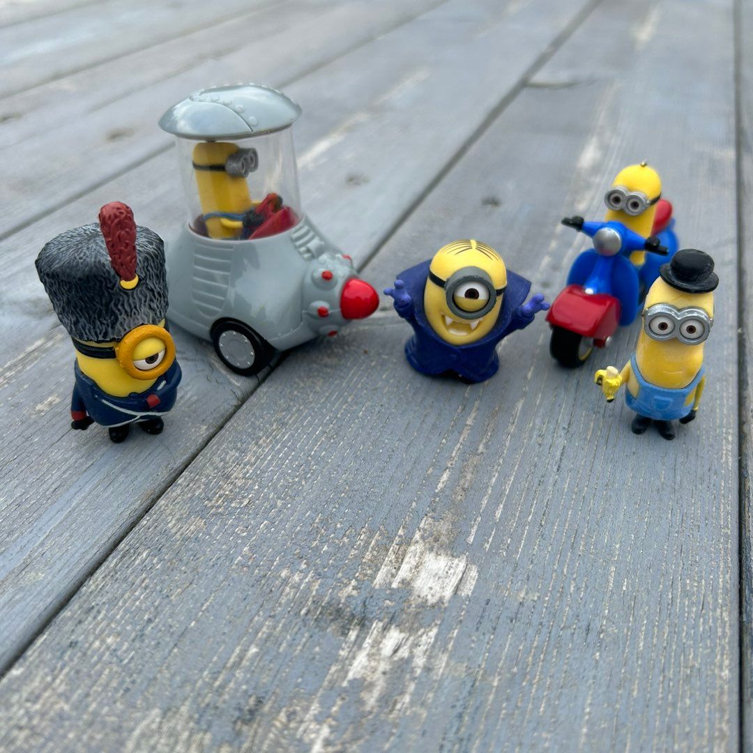 5 Minions