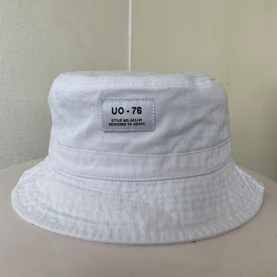 Urban bucket hat