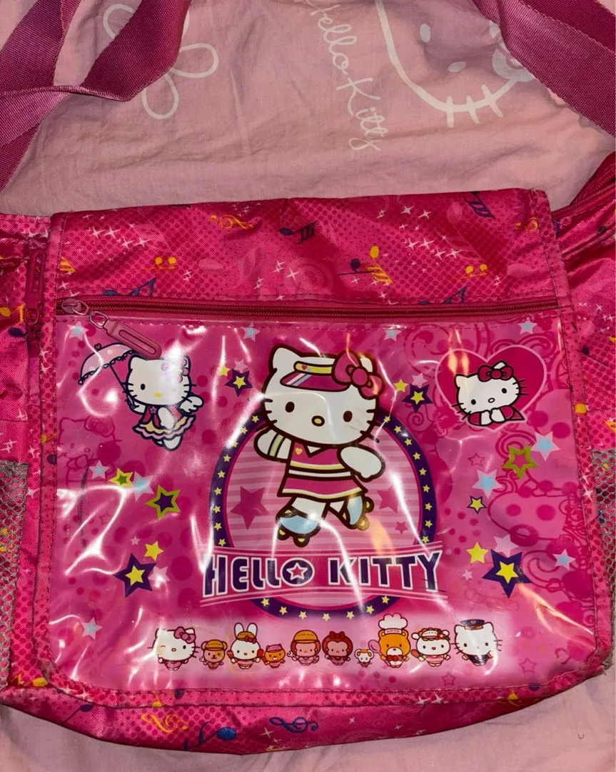 hello kitty laukku