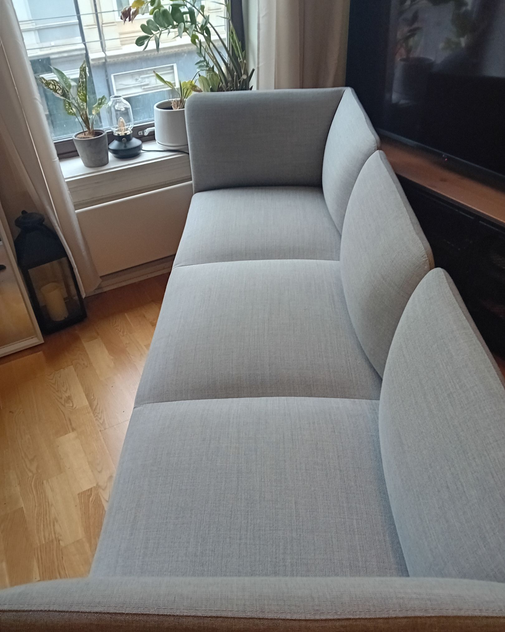 Fora Form Sofa