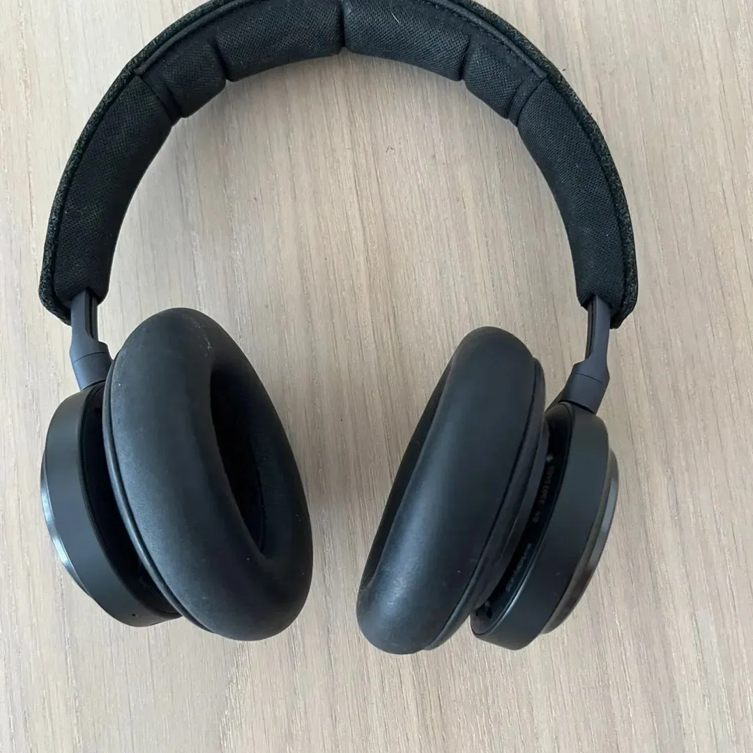 Beoplay H9 3rd gen