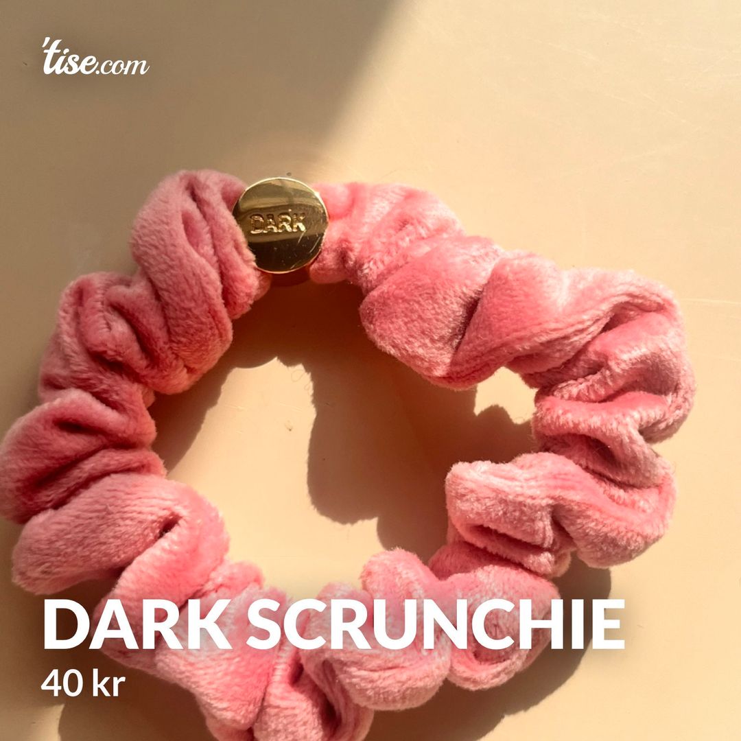 Dark scrunchie