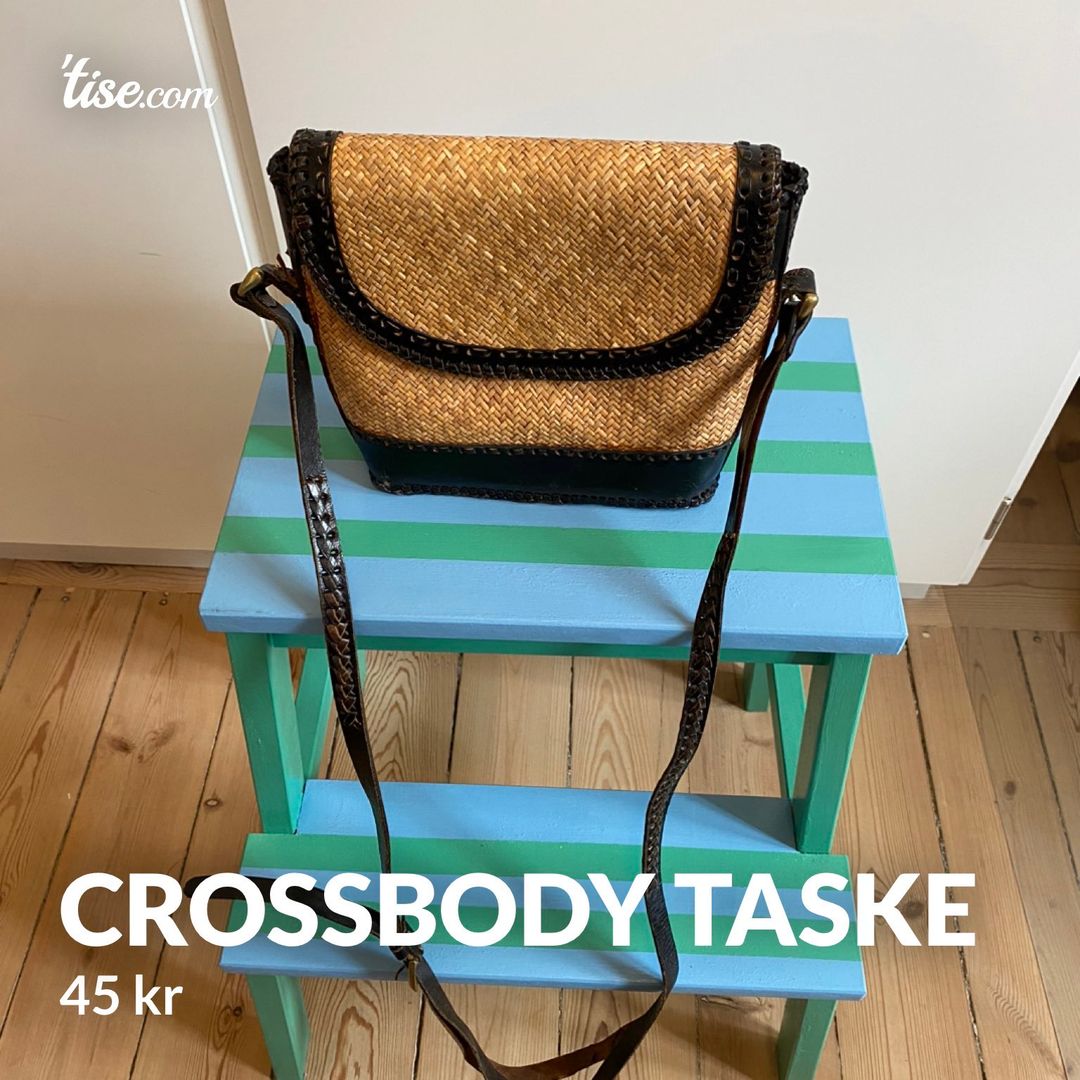 Crossbody taske