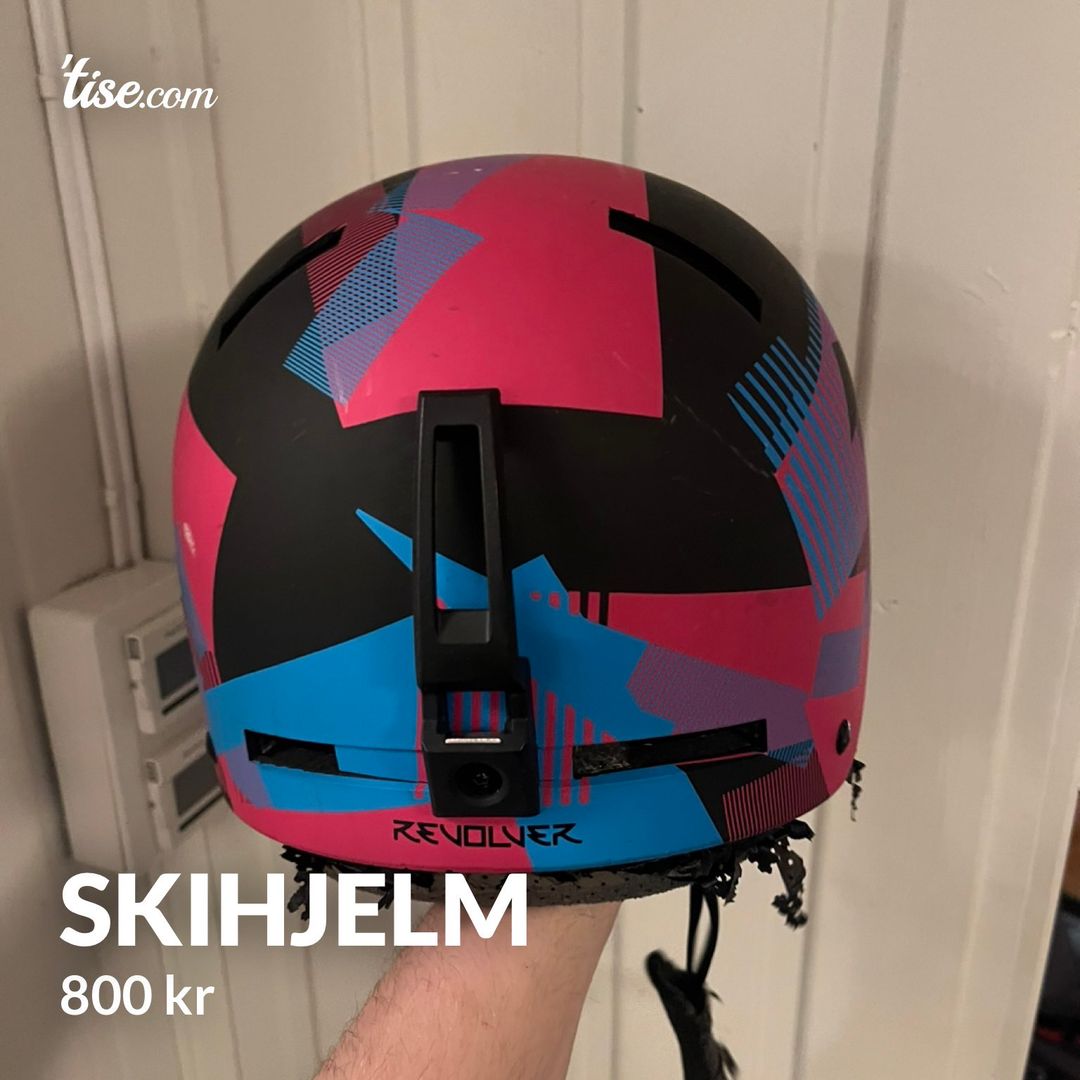 Skihjelm