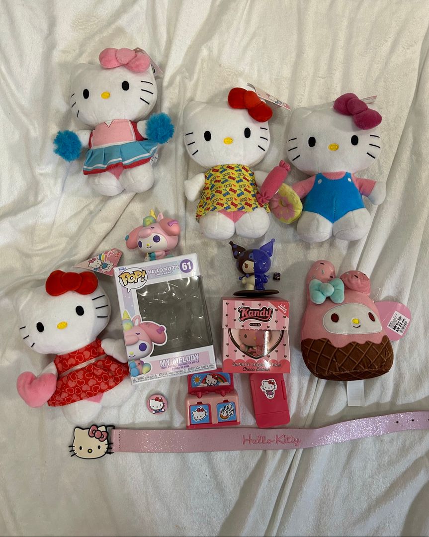 Hello Kitty / Sanrio