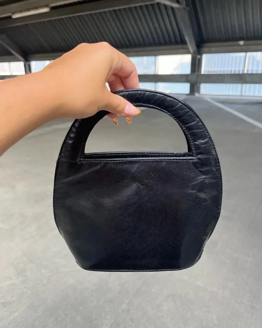 Leather bag