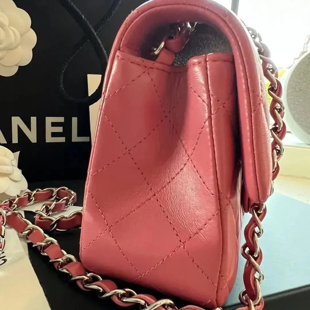 Chanel mini Flap