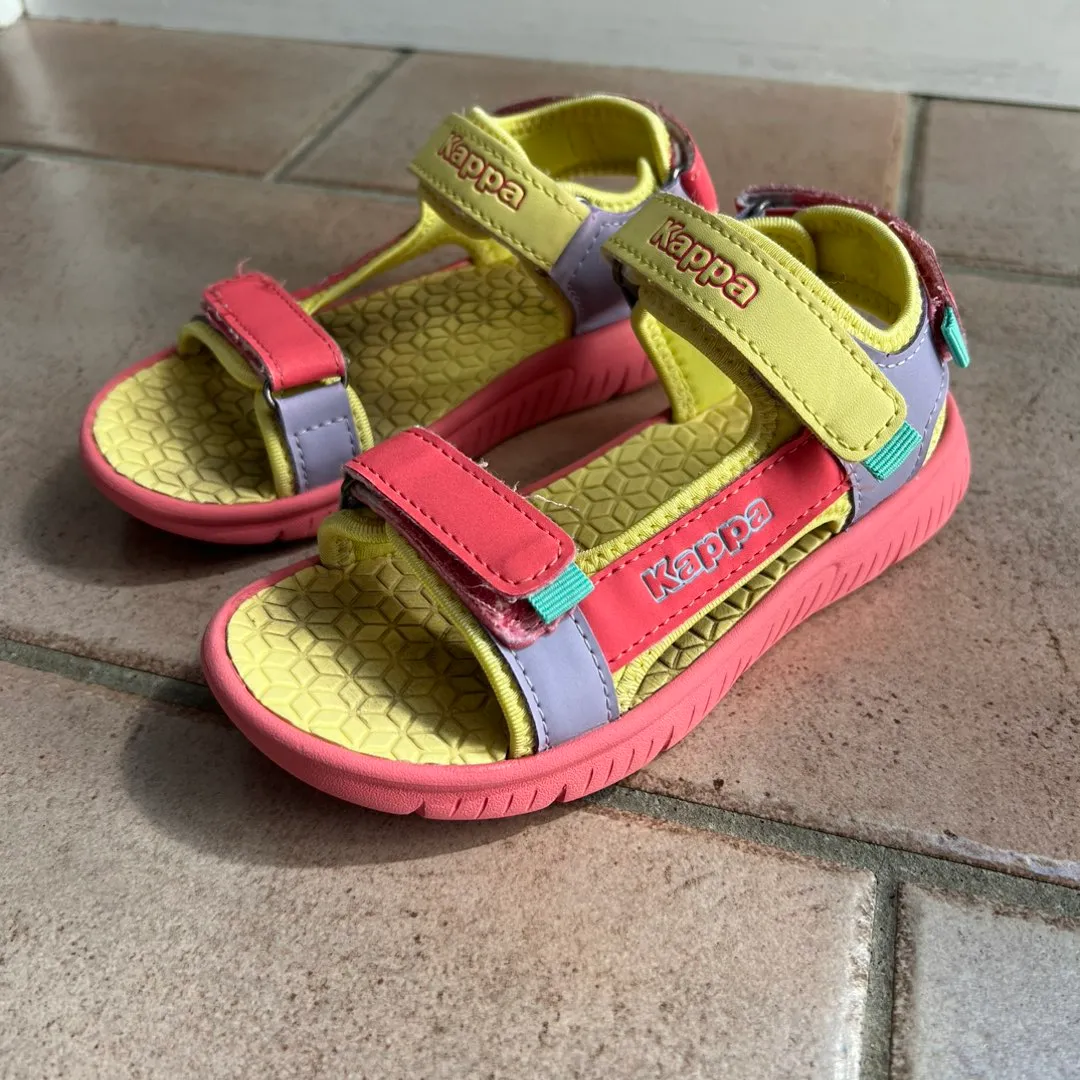 Kappa sandaler