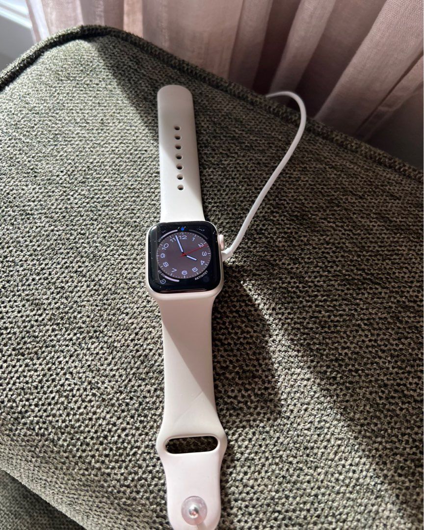 Apple Watch SE